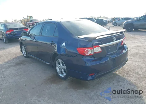 2013 Toyota Corolla S z USA, uszkodzony, nr VIN 5YFBU4EE4DP124938